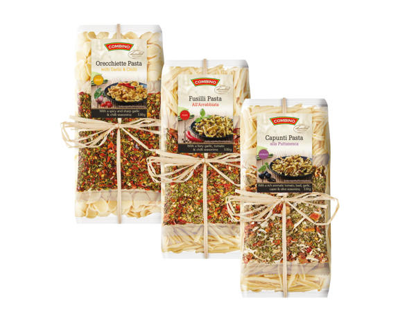 Pasta with Seasoning Sachet