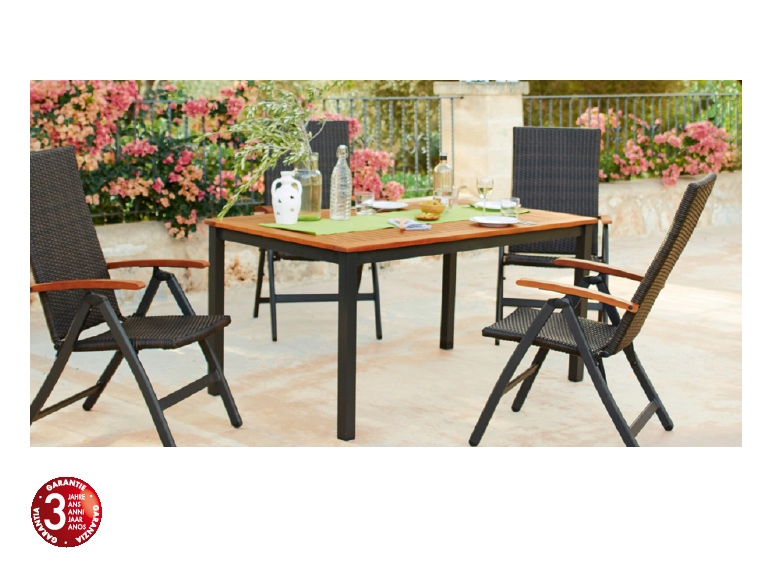 Table de jardin