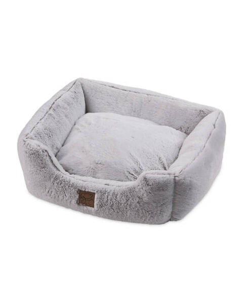 Medium Plush Pet Bed