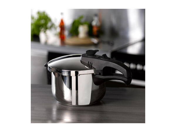 Tower 6L Pressure Cooker