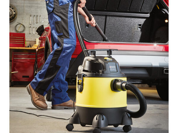 Aspirateur eau et poussière