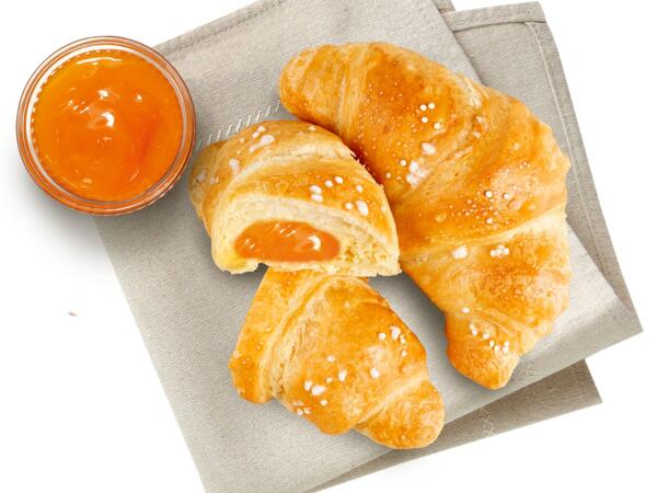 Croissant mit Marillenfüllung