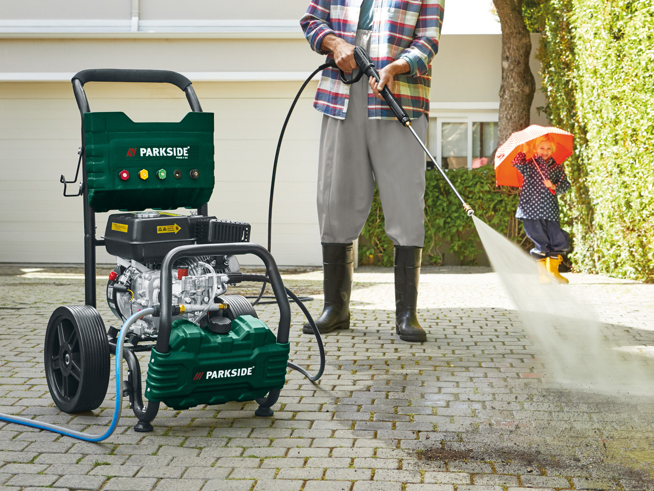 Parkside Petrol Pressure Washer1