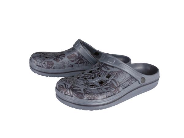 Clogs