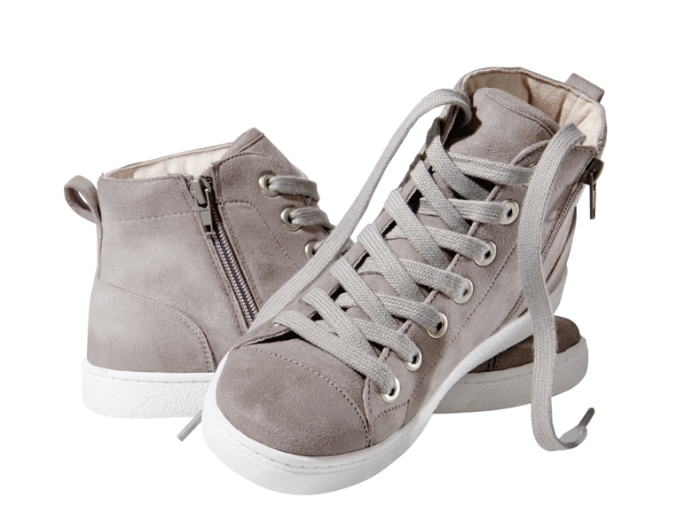 Kids' Casual Shoes