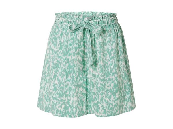 Ladies' Shorts