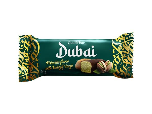 Tvarohová tyčinka v dubajském stylu