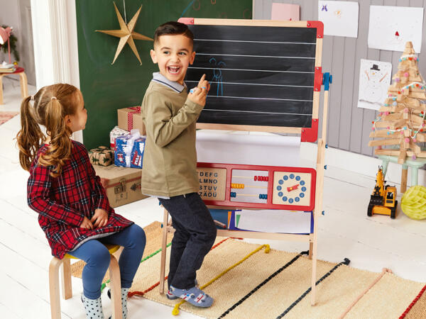 Kids' Easel