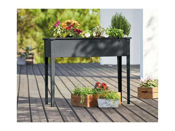 Parkside Metal Raised Planter