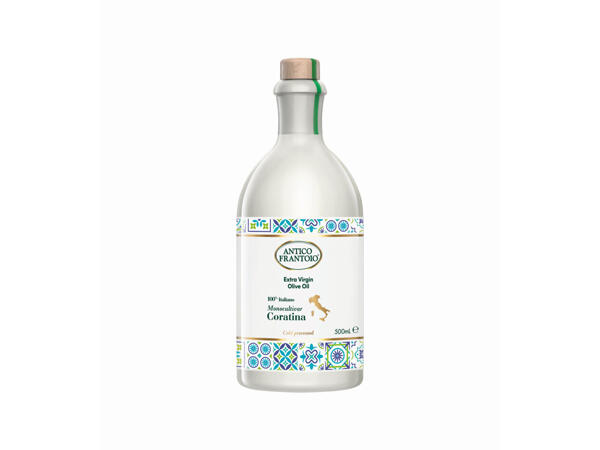 Olivenöl in Keramikflasche