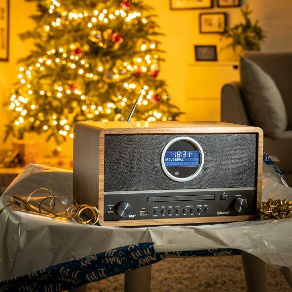 ENVIVO(R) 				Radio DAB+ avec lecteur CD