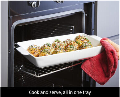 Oven to Table Bakers with Wooden Stand