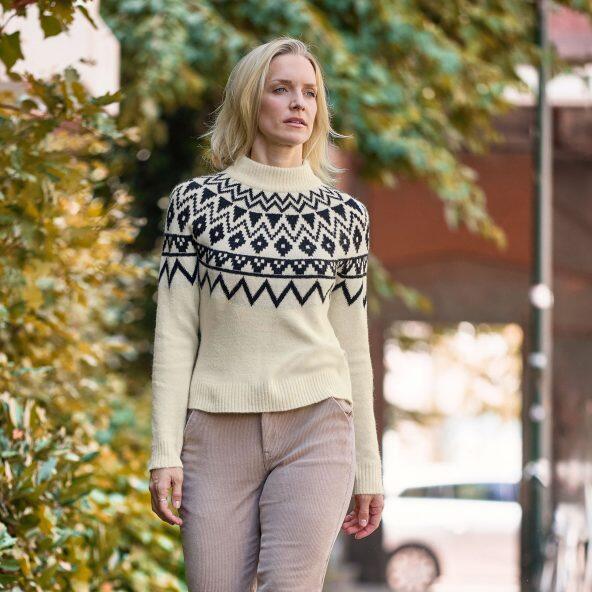 UP2Fashion(R) 				Pull jacquard