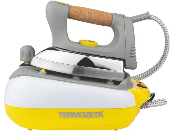 Ironing station with iron