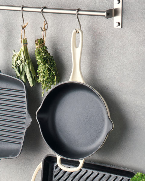 Crofton Cast Iron Skillet