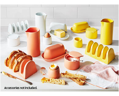 Stoneware Table Accessories