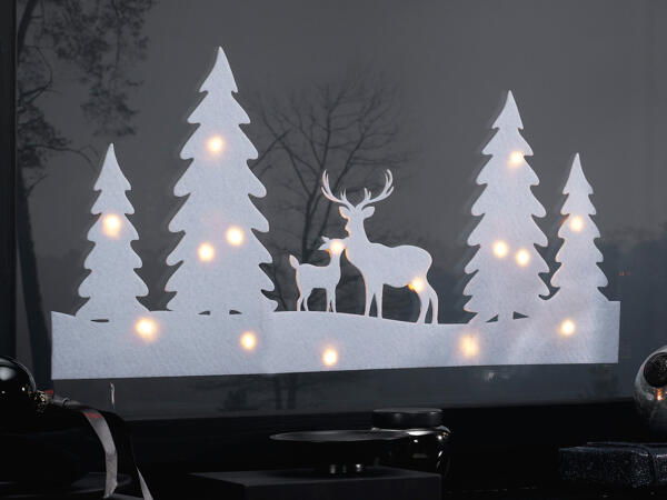 Fensterbild mit LED-Lichterkette