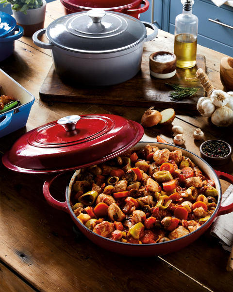 Cast Iron Shallow Casserole Dish