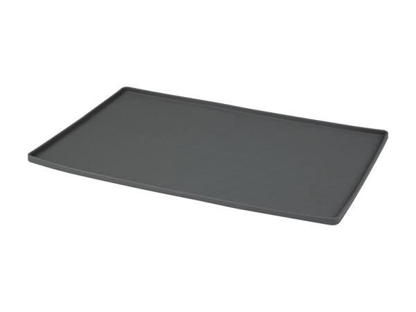 Dog Bowl / Mat Assortment
