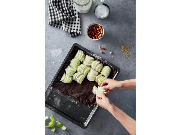 Adjustable Baking Tray