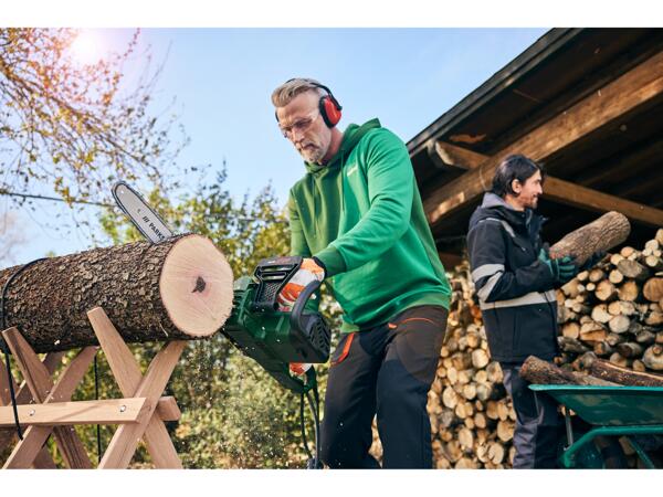 2200W Electric Chainsaw
