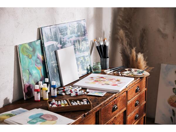 Acrylic Paints, Oil Paints or Watercolour Paints