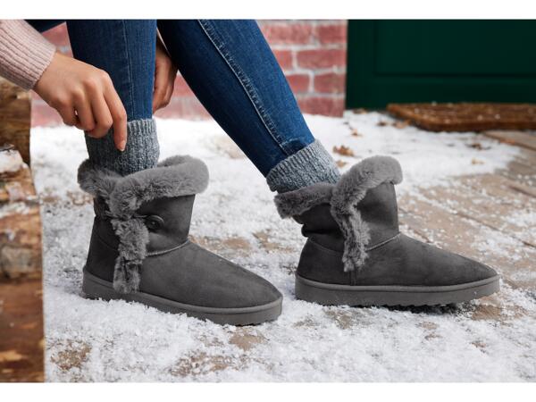 Ladies' Boots