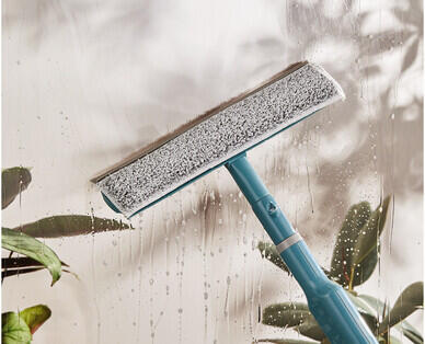 Spray Squeegee 3-in-1 Window Washer