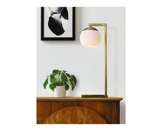 Huntington Home 
 Globe Lamp