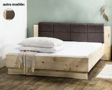 LIT EN BOIS D'AROLLE
