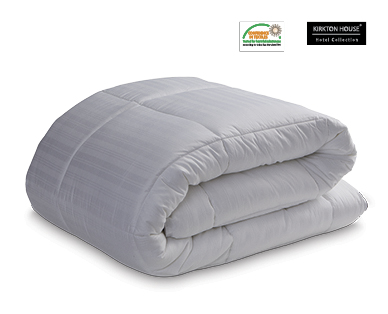 Deluxe Quilt with a Touch of Silk – Queen Size