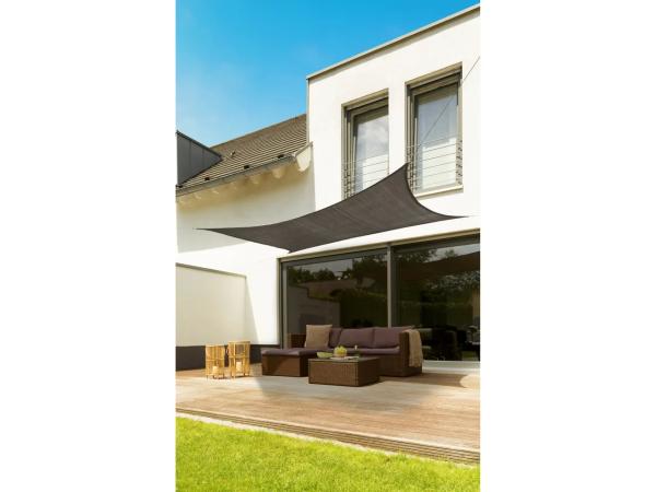 Sun shade sail