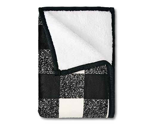 Huntington Home 
 50" x 60" Velvet Plush Sherpa Throw