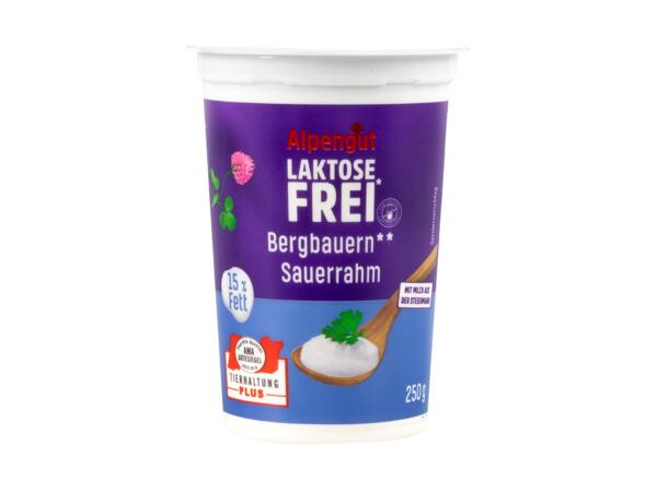 Laktosefreier Sauerrahm