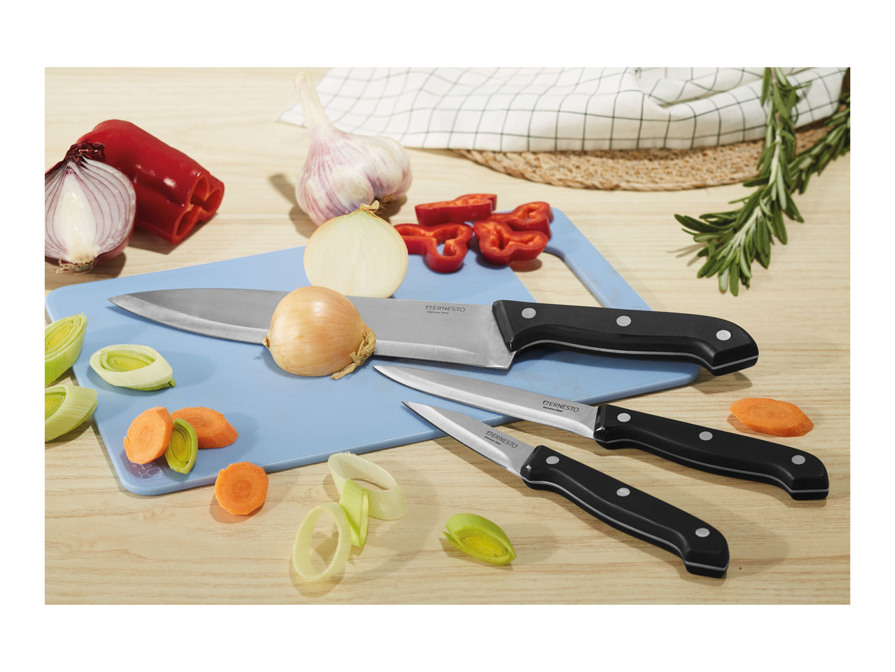 Ernesto Knife and Chopping Board Set1