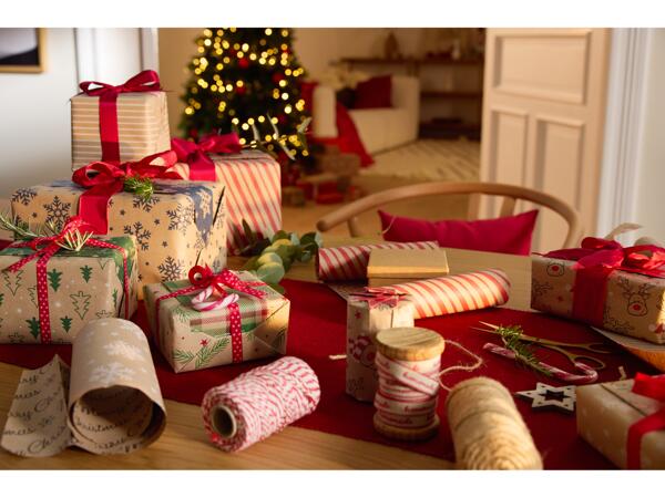 Reversible Wrapping Paper