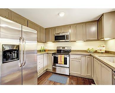 Huntington Home 20" x 34" Kitchen Accent Rug