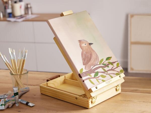 Tabletop Box Easel
