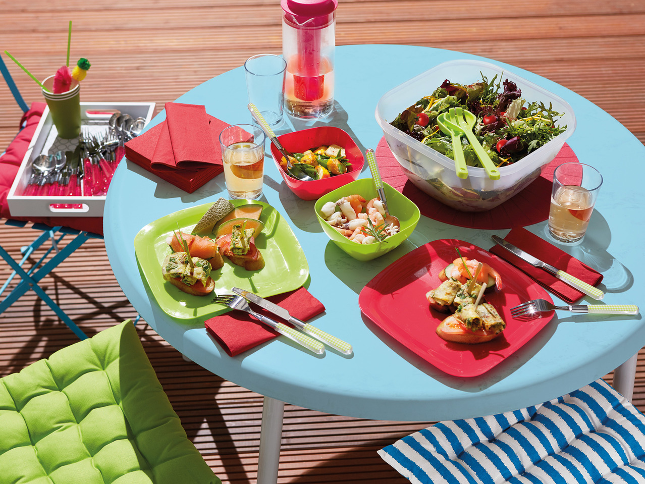 Ernesto Bowl, Plate or Salad Servers1