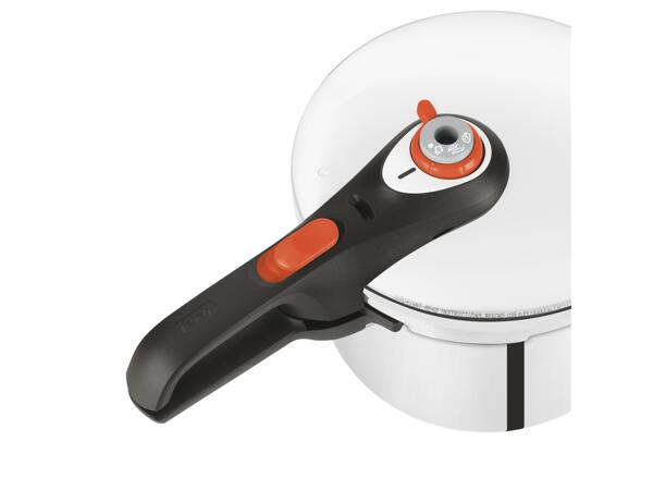 Pressure Cooker