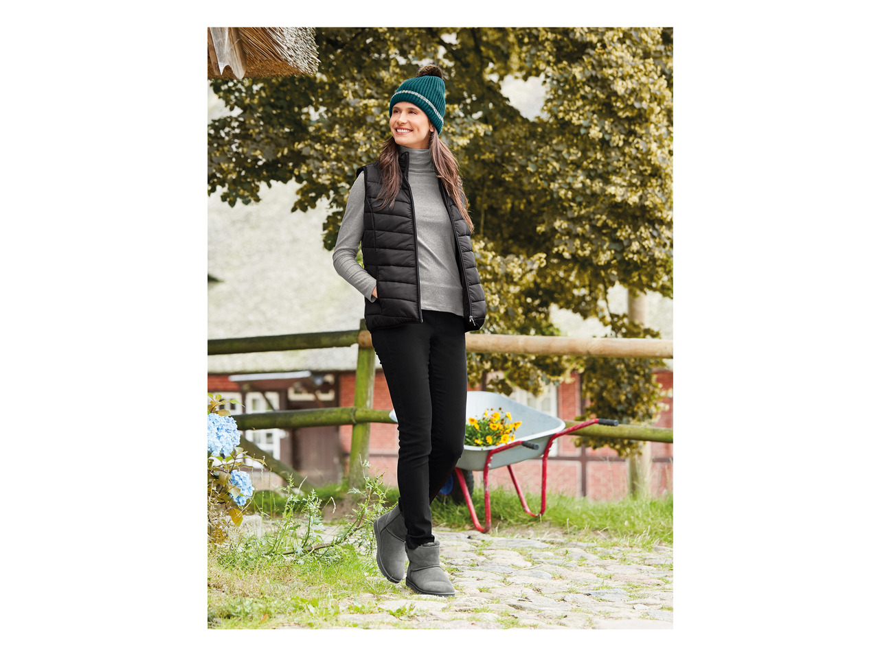 Esmara Ladies' Roll Neck Top1