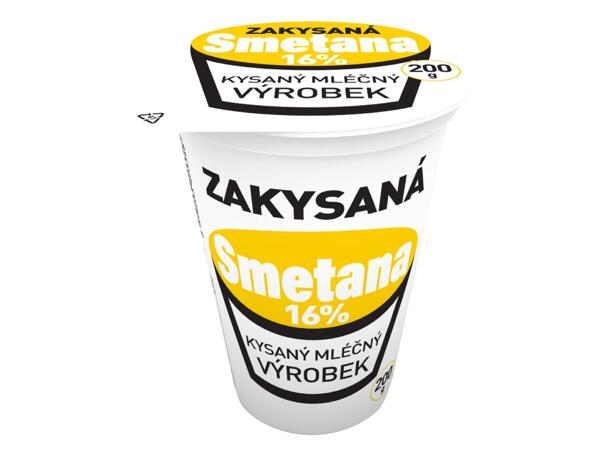 ZAKYSANÁ SMETANA
