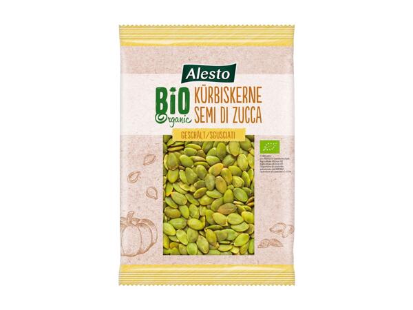 Organic shelled pumpkin seeds