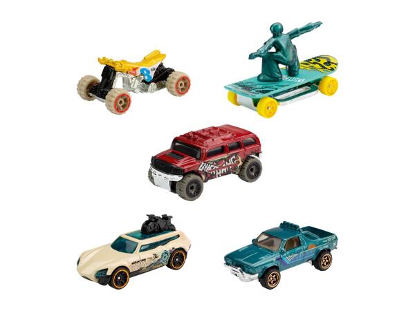 Disney Princess Ballerina Doll / Hot Wheels Car Assortment