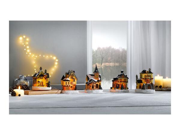 Livarno Home Light-Up Christmas Village Scene - 5 Pieces