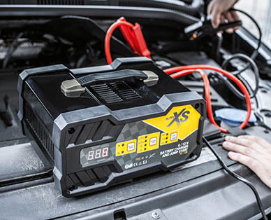 Chargeur de batterie pour voitures avec booster de démarrage AUTO XS