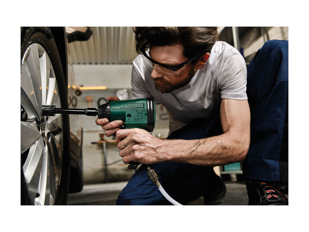 Parkside Air Impact Wrench1