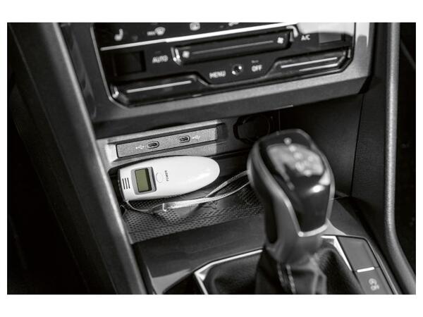Alkohol tester s LCD displejem