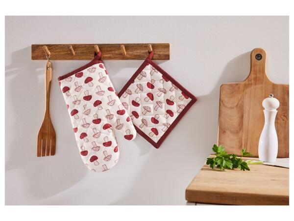 Oven Glove and Pot Holder set or Oven Glove Set