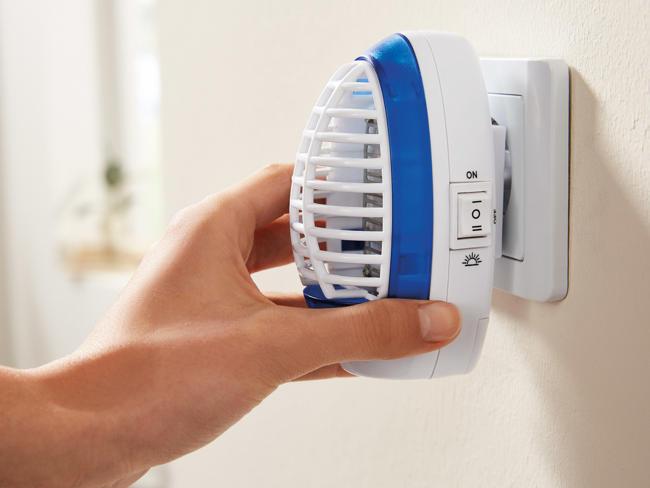 LED Mosquito Plug1